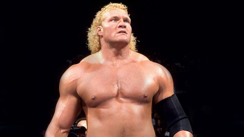 سید ویوس پس از دومین اجرای WWE به WCW بازگشت