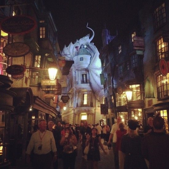 Įstrižų alėja - važiavimo „Gringotts“ apžvalga