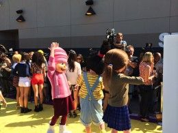 Niekingas „Me Minion Mayhem“ iškilmingas atidarymas „Universal Studios Hollywood“