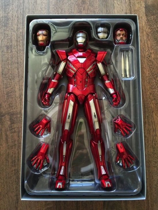 Karšti žaislai „Iron Man Mark 33 Silver Centurion Sixth Scale Figure“