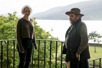 Sense8 206 - Райли снаружи