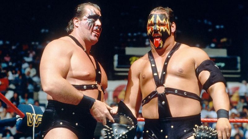 Swartlys: 10 stoeiers wat nie in die WWE Hall of Fame opgeneem sal word nie